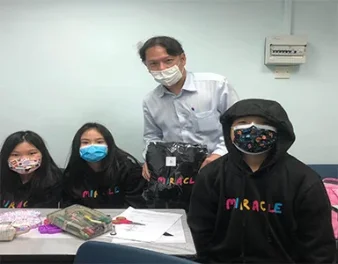 Well-structured chemistry class